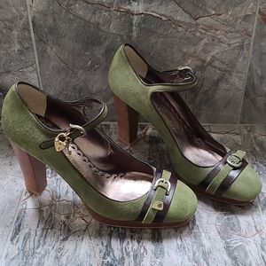 Never been worn Juicy Couture Heels